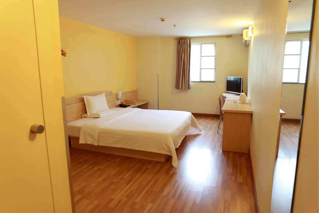 7Days Inn Jiangmen Peng Jiang Qiao North Habitación foto